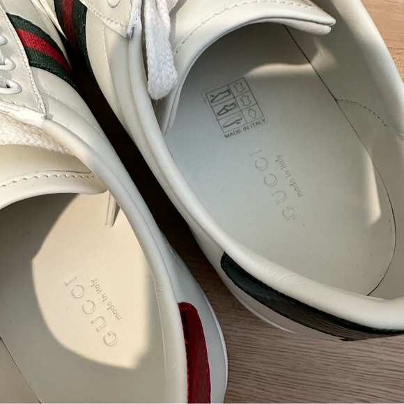 Gucci White Sneakers with Green and Red Stripe - Picture 8 of 14